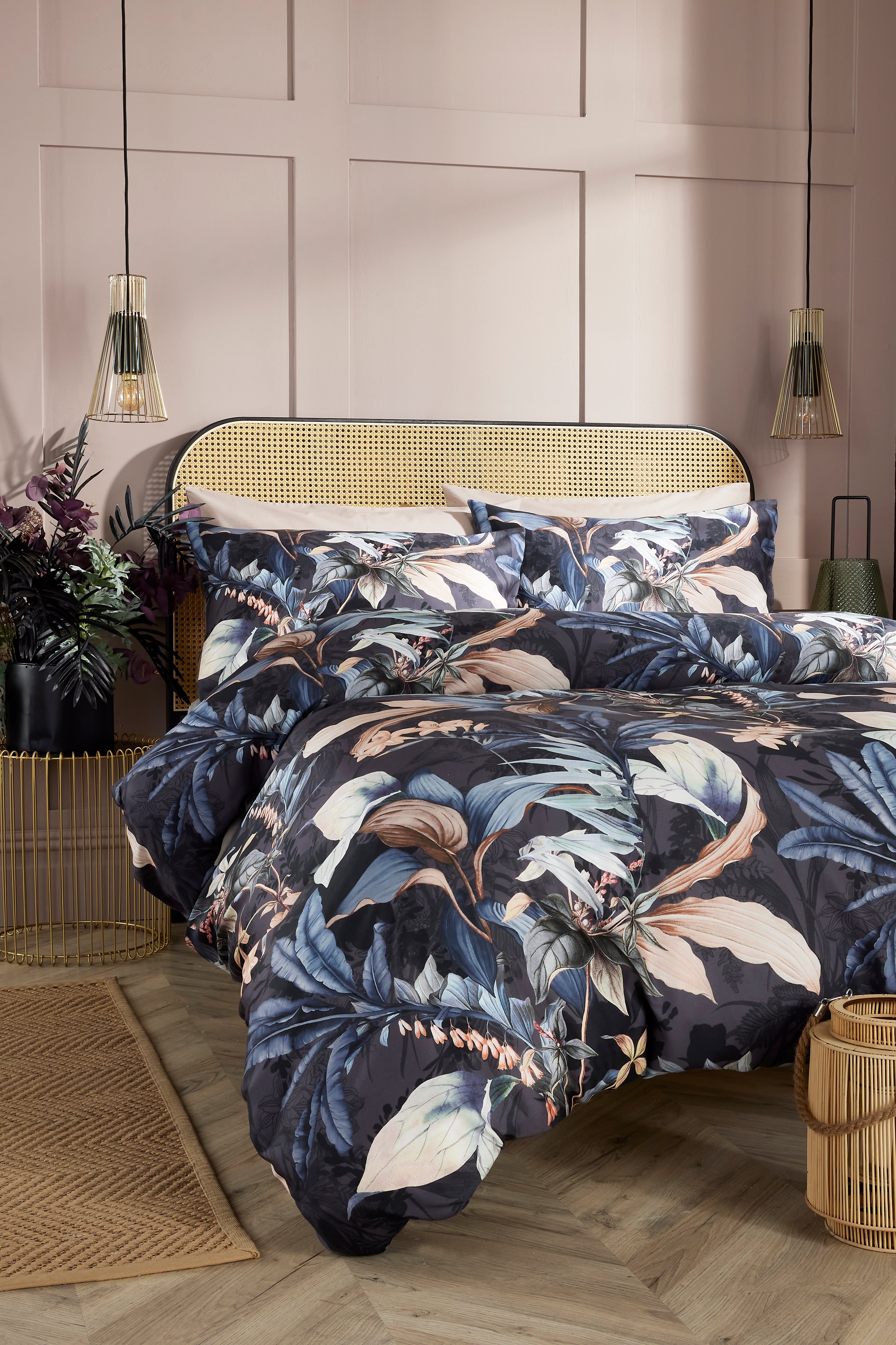 Vantona Home - Carlotta - bedding - floral bedding - bed linen - bed shets - duvet cover - blue bedding - multi bedding