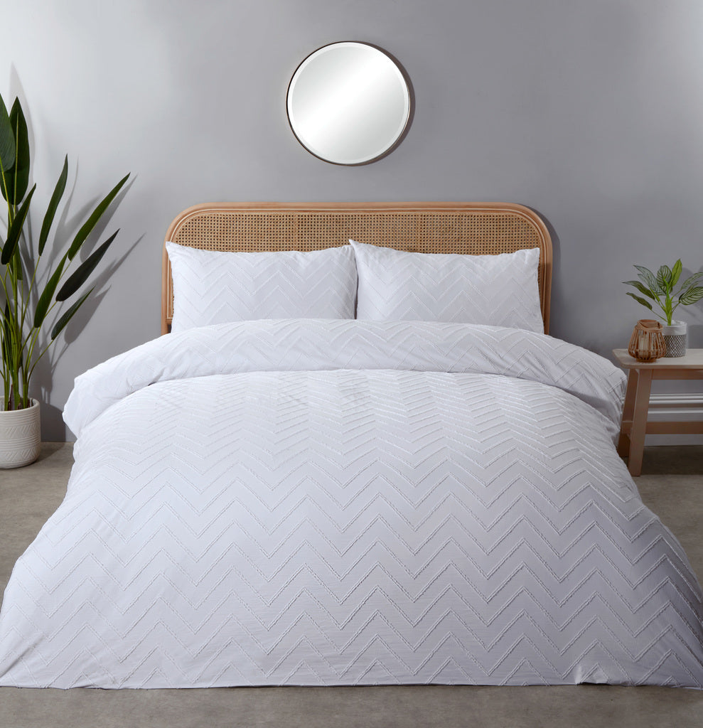 Vantona - Vantona home - Vantona bedding - Vantona duvet covers - Vanton bed linen - Bed Sets - Bedding - Bed Sheets- Bedspread - Fitted sheet - Bed Covers - Quilt cover - Luxury Bedding - Duvet covers - Double bedding - Floral bedding - quality bedding