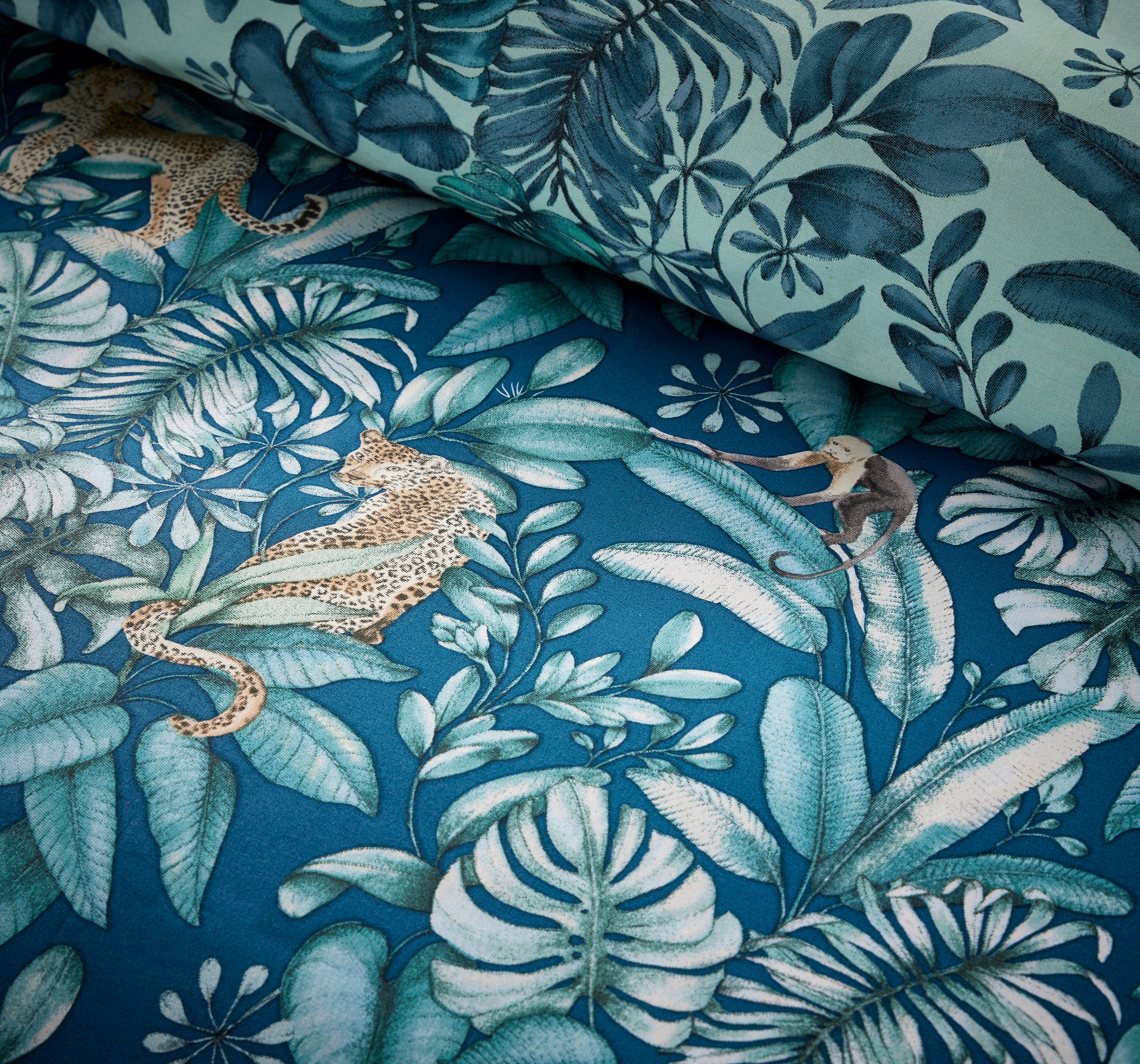 Vantona Home - Jungle life bedding - blue bedding - floral bedding - printed bedding - soft bedding - vantona bedding - bedroom inspo - duvet cover - duvet set