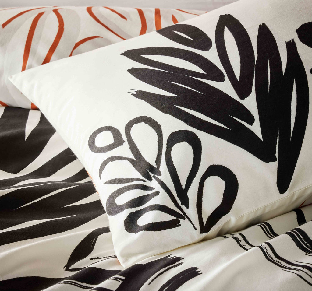 Essentials-monoleaves-vantonabedding-boldbedding-cheapbedding-blackandwhitebedding-printedbedding2