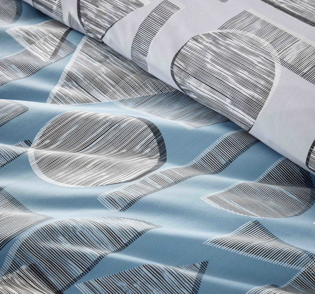 Essentials-stringgeo-vantonabedding-bluewedding-printedbedding-geometricbedding-brightbedding-colourfulbedding-unibedding-cheapbedding3