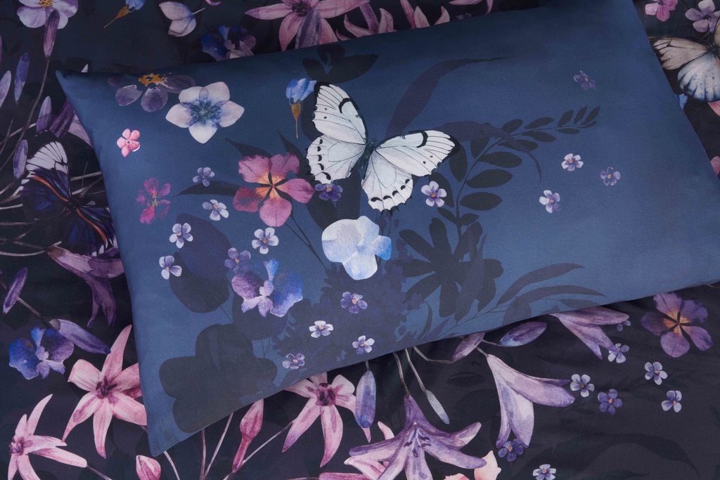 Vantona - Vantona home - Vantona bedding - Vantona duvet covers - Vanton bed linen - Bed Sets - Bedding - Bed Sheets- Bedspread - Fitted sheet - Bed Covers - Quilt cover - Luxury Bedding - Duvet covers - Double bedding - floral bedding - blue bedding